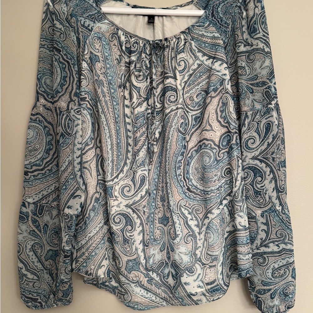 White House Black Market Blue and White Relaxed Buttoned Blouse